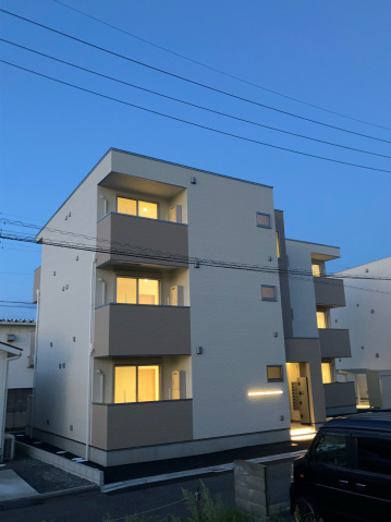 �������̶� �������֥��ƥ���̾�פ�ʪ��β���