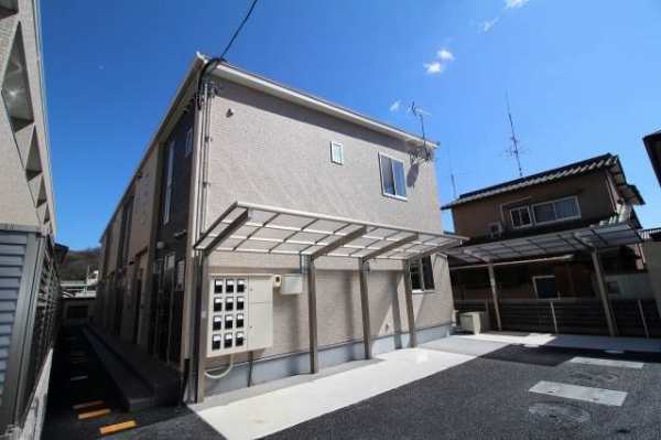 ��������� �첬���֥��ƥ���̾�פ�ʪ��β���